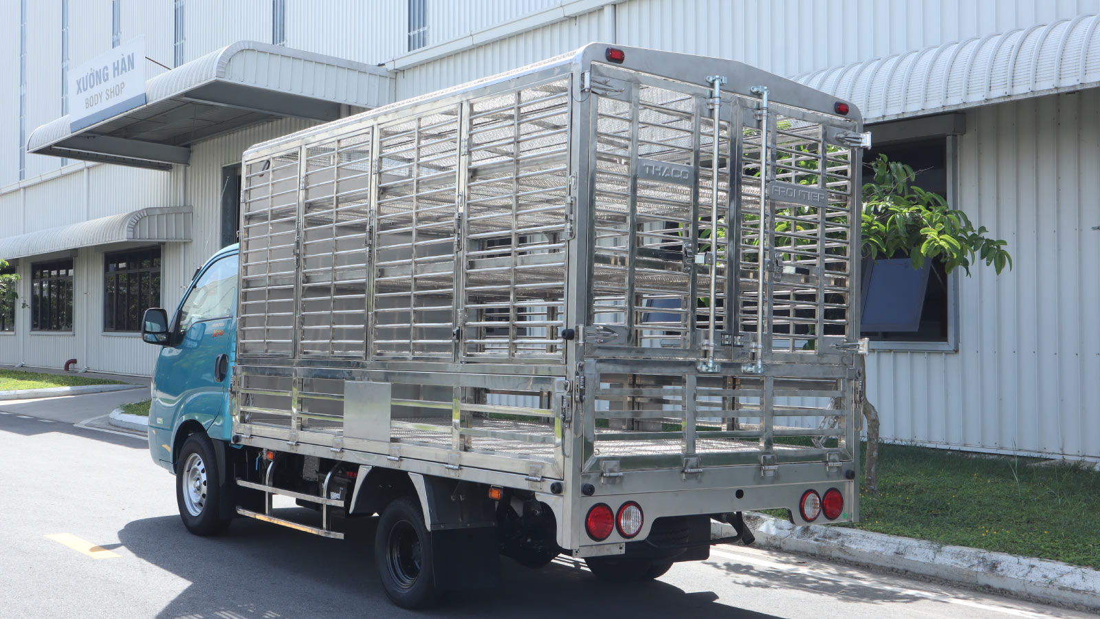 Xe chở gia cầm Kia Frontier K149-GC1 - Bảng Giá, Khuyến Mãi Mới Nhất