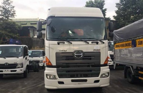 Xe đầu kéo HINO lắp cẩu 8 tấn Fafinger Xe đầu kéo HINO lắp cẩu 8 tấn Fafinger